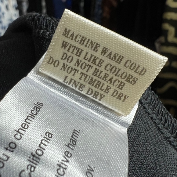 👗|•VERY J•| Black & White Dot Ruffled Deep V-neck Dress Size Large - Picture 7 of 10